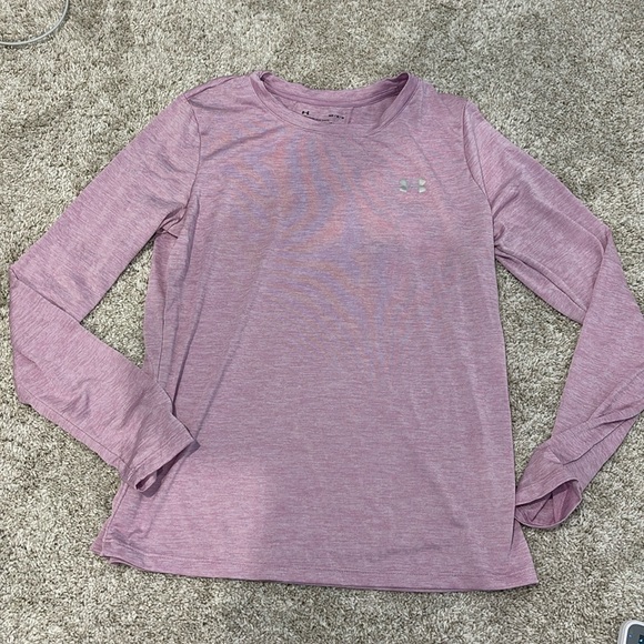 Under Armour Long sleeve workout top - Picture 2 of 3